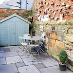 Holiday home 2 Bed In Oc-w472 Whitby