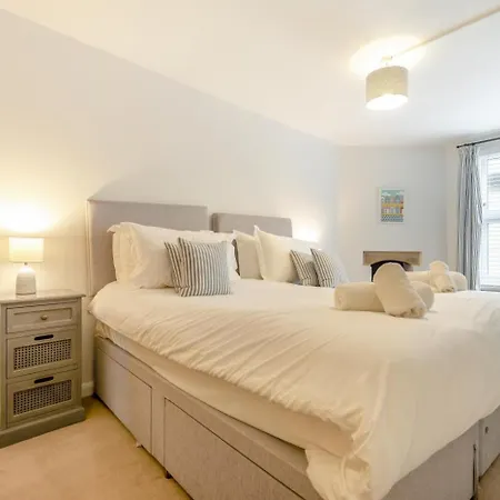 2 Bed In Oc-w472 *