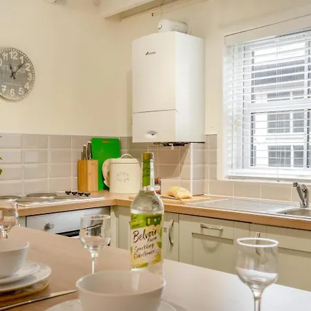 Apartman 2 Bed In Oc-w472 *
